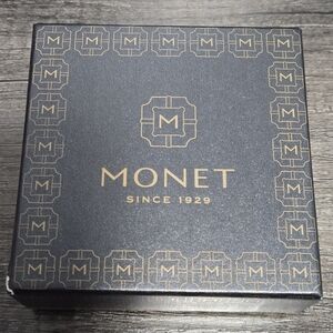 Monet Black and Gold Men's Accessory Box